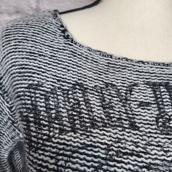 Harley-Davidson Sweater Black White Skull Distressed Print Scoop Neckline Size S - Picture 4 of 8